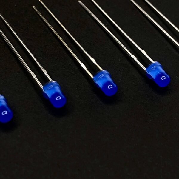 Pack Of 100: DIP LED 3mm BLUE Round Top [Diffused]